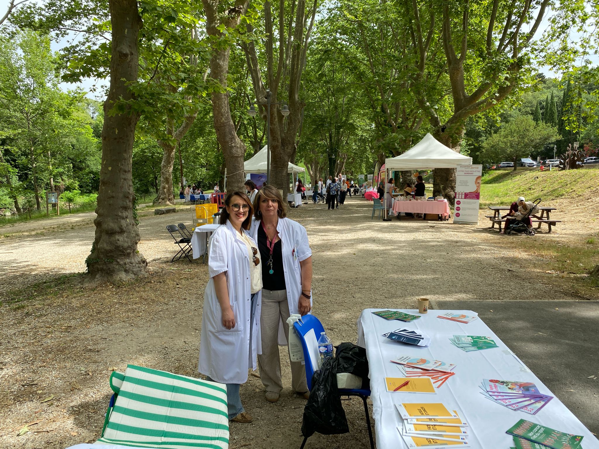 Lire la suite à propos de l’article Retour sur la Journée des soins de support en onco-hématologie au Parc Monplaisir
